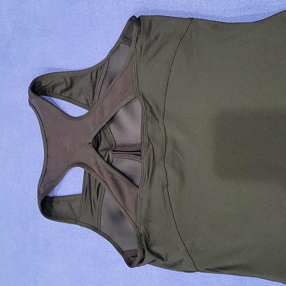 Nike tennis black racerback tank top, size M - Picture 7 of 11
